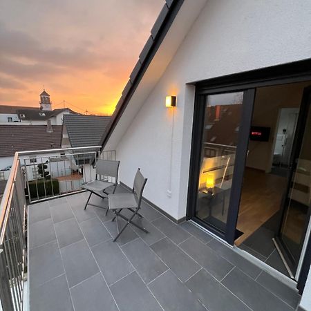 Charmantes Studio-Apartment Im Herzen Von Neureut - Fussbodenheizung, Regendusche, Waschmaschine, Stellplatz Karlsruhe Eksteriør billede