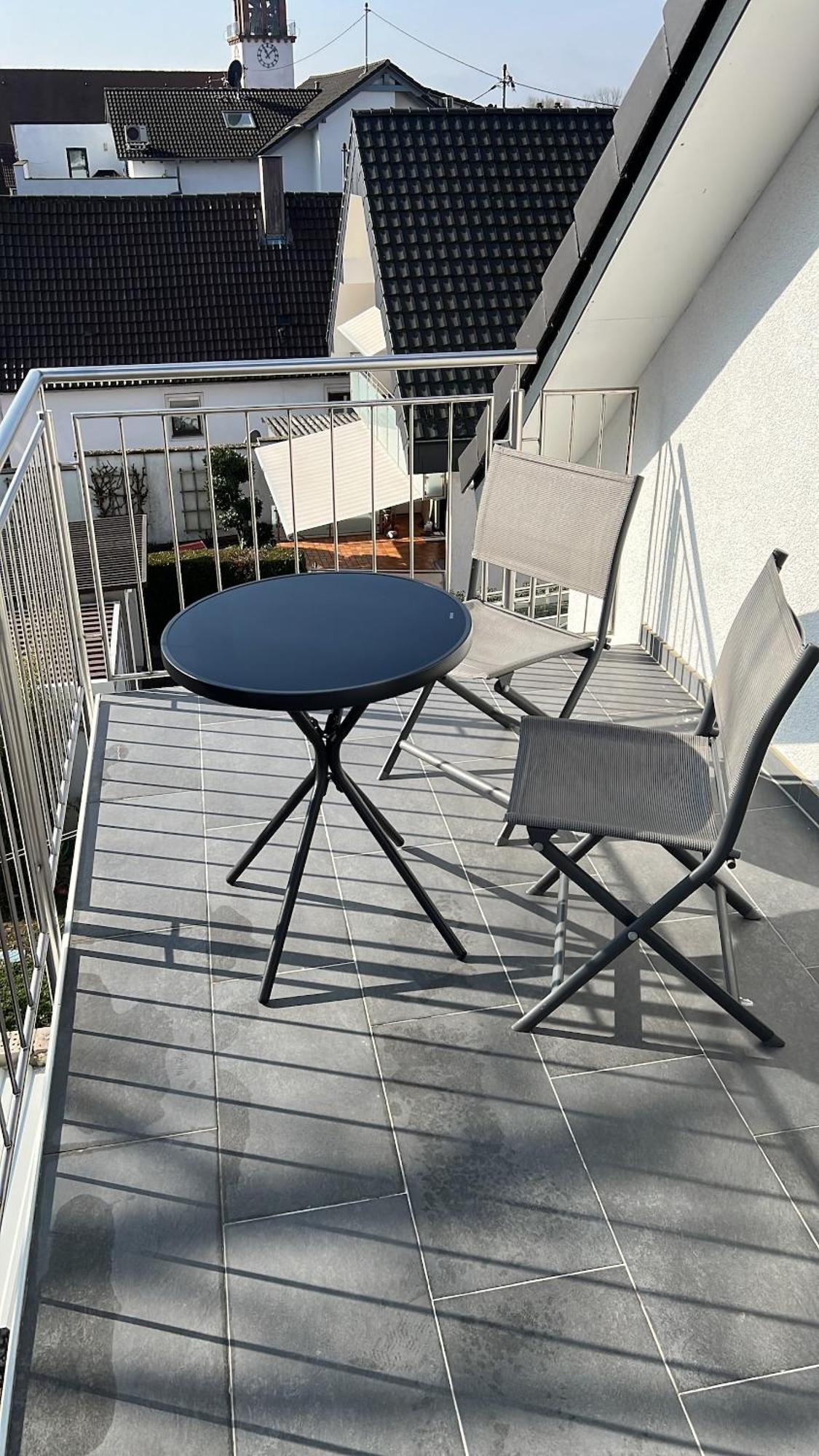 Charmantes Studio-Apartment Im Herzen Von Neureut - Fussbodenheizung, Regendusche, Waschmaschine, Stellplatz Karlsruhe Eksteriør billede
